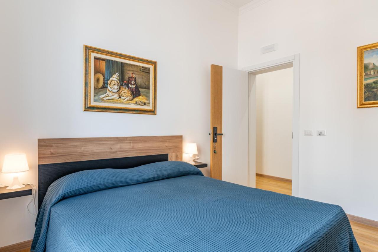Catania Central Guest House - Rooms With Balcony Dış mekan fotoğraf